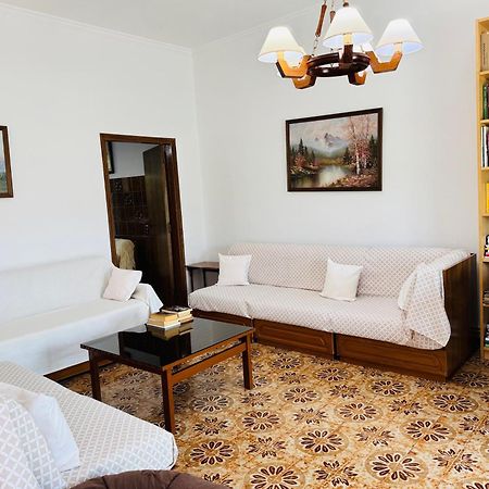 فيلا Lemon Tree'S House Kalavárda المظهر الخارجي الصورة
